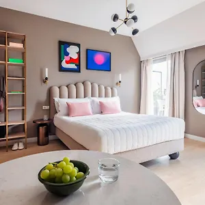  Apart-hotel Numa Rato